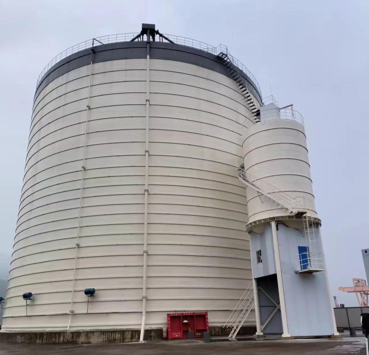 英吉沙10万吨水泥钢板库